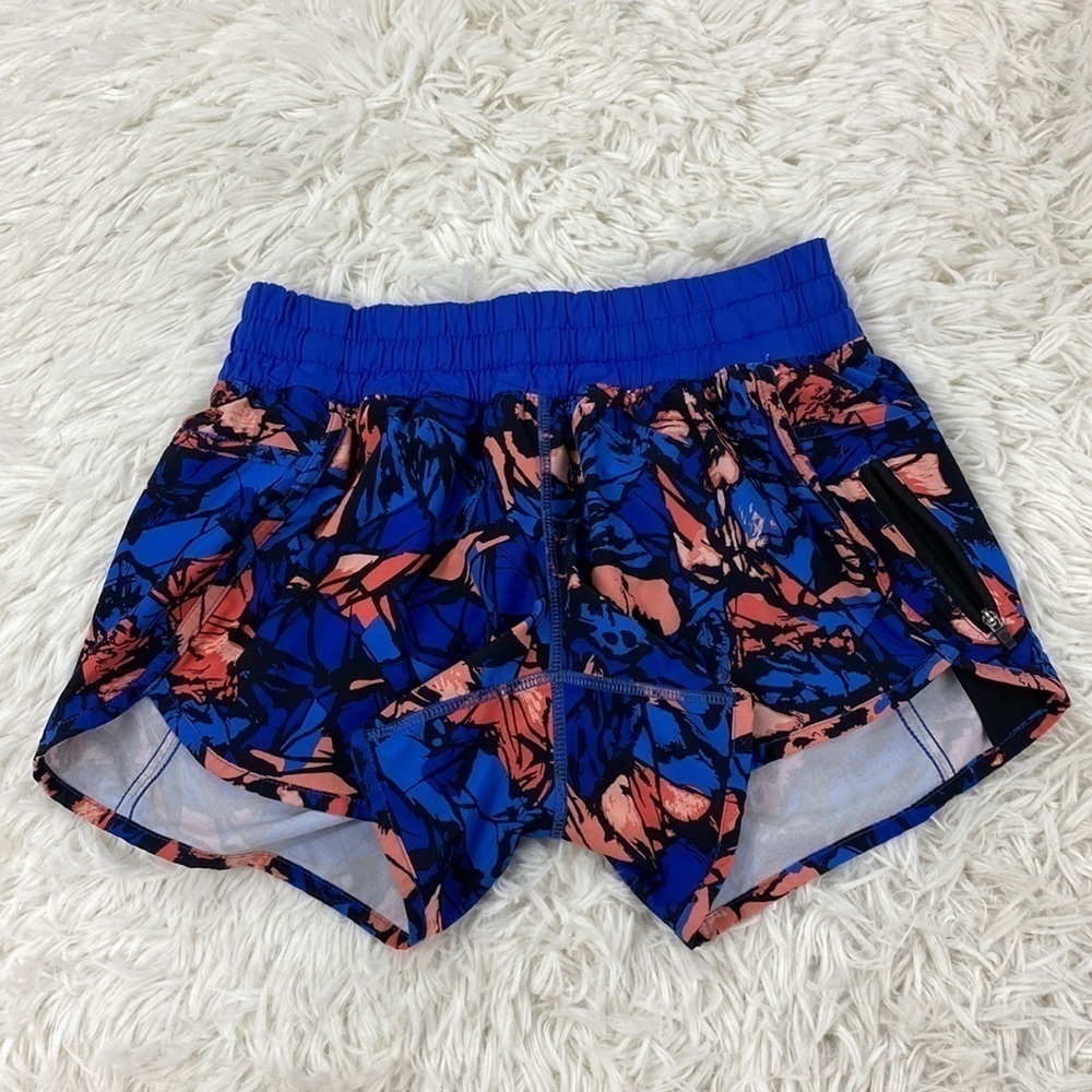 Lululemon Tracker Short IV (4-way Stretch) Paint Storm Harbor Blue Multi / Black